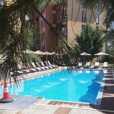 Sunny Apartment *